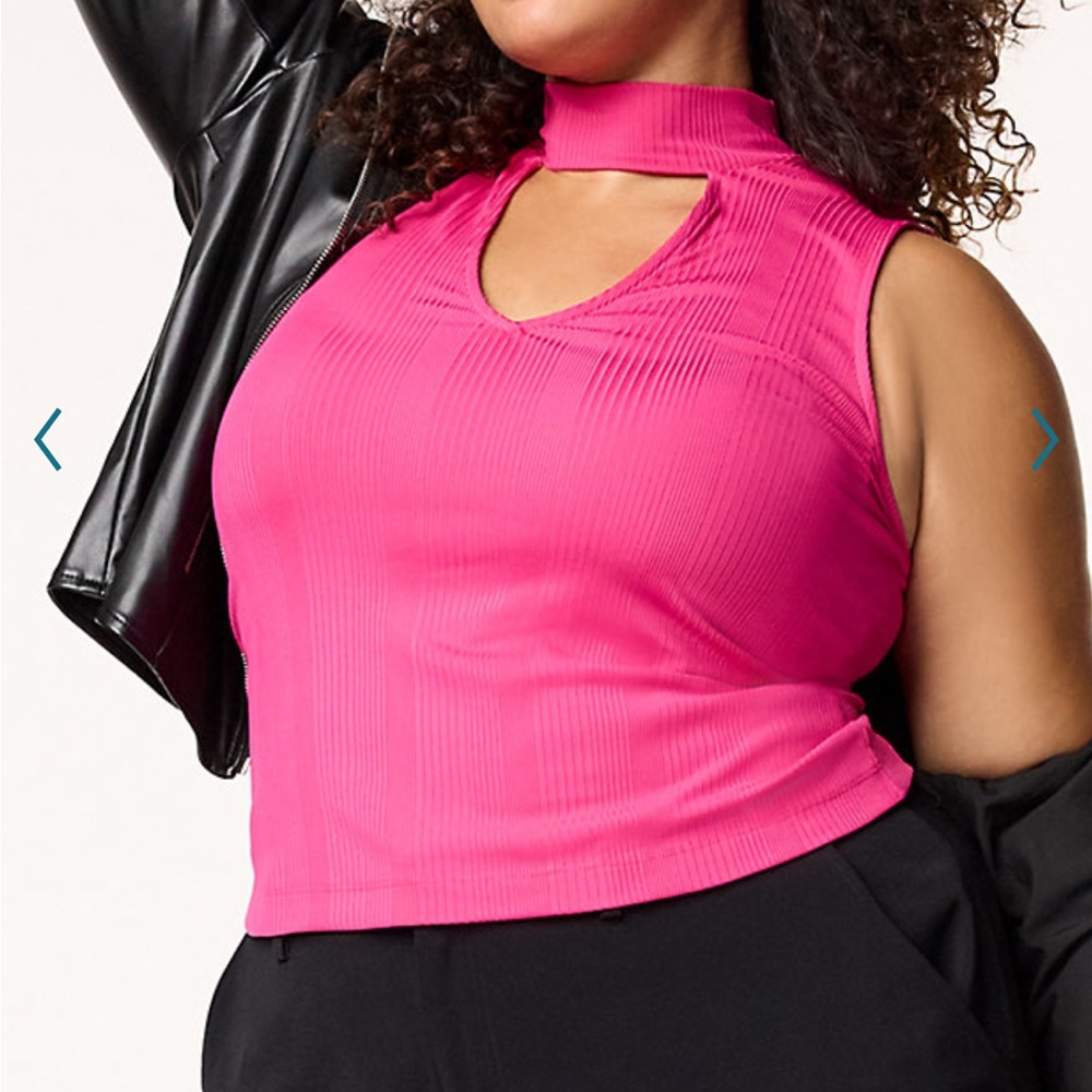 - Intempo cut out mockneck tank